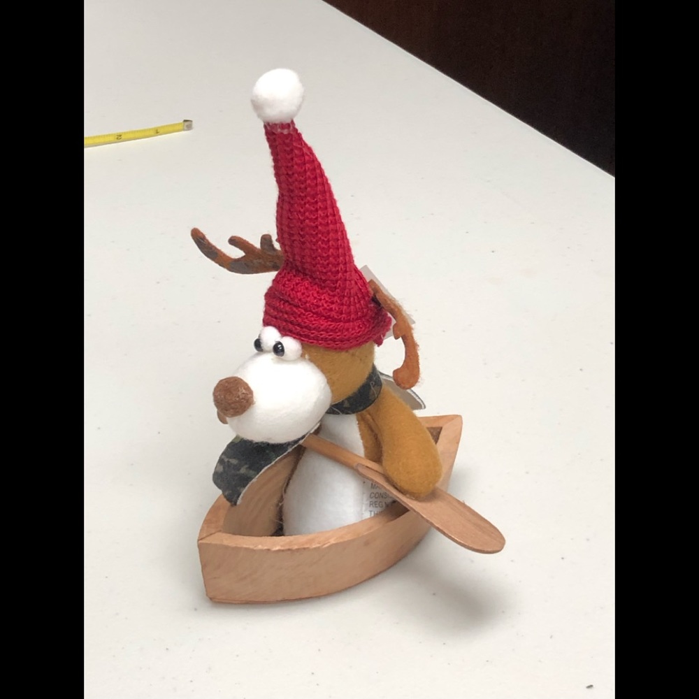 Christmas Camo Moose Rowing Boat